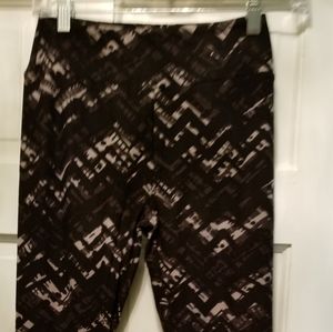 LulaRoe legging OS size 2-10